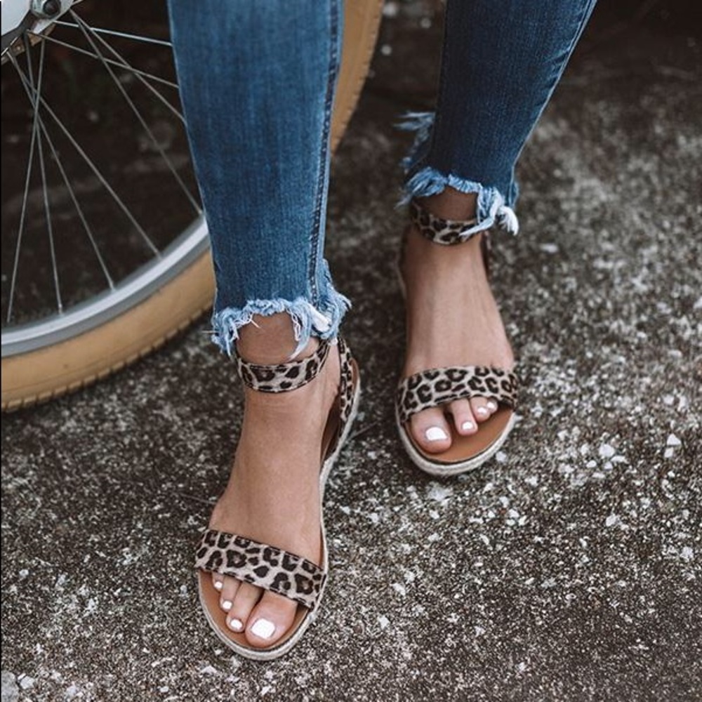 SOLD OUT - Picture 4 of 6